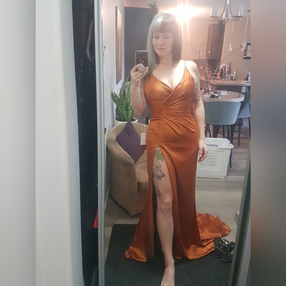 Portia & Scarlette gown - Picture 2 of 5